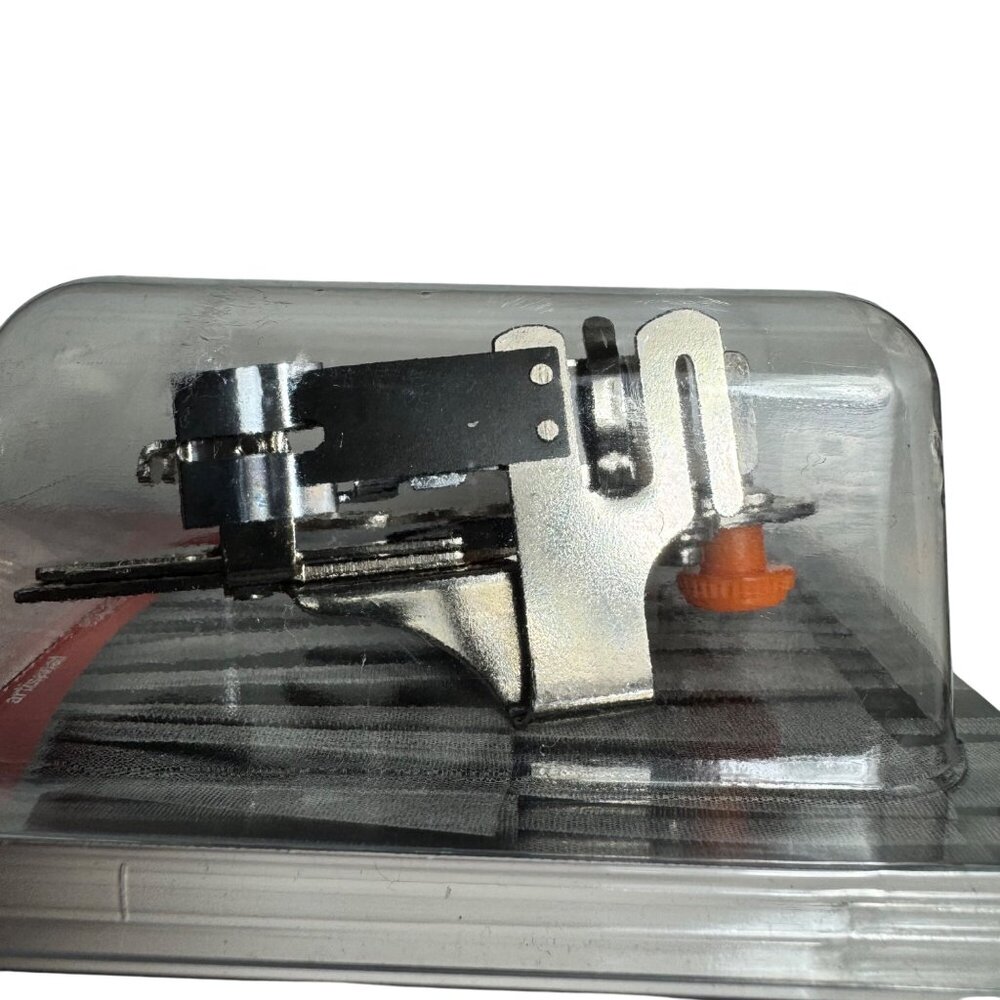 Singer Ruffler Foot Sewing Machine Attachment For Pleats & Gathers #2500270 New - Picture 4 of 6